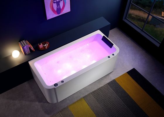 Vasca da bagno per massaggi con grembiule integrato e rubinetto per cascata a cromo indipendente