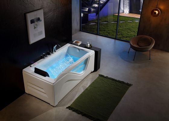 Vasca da bagno con cascata per immersioni singole